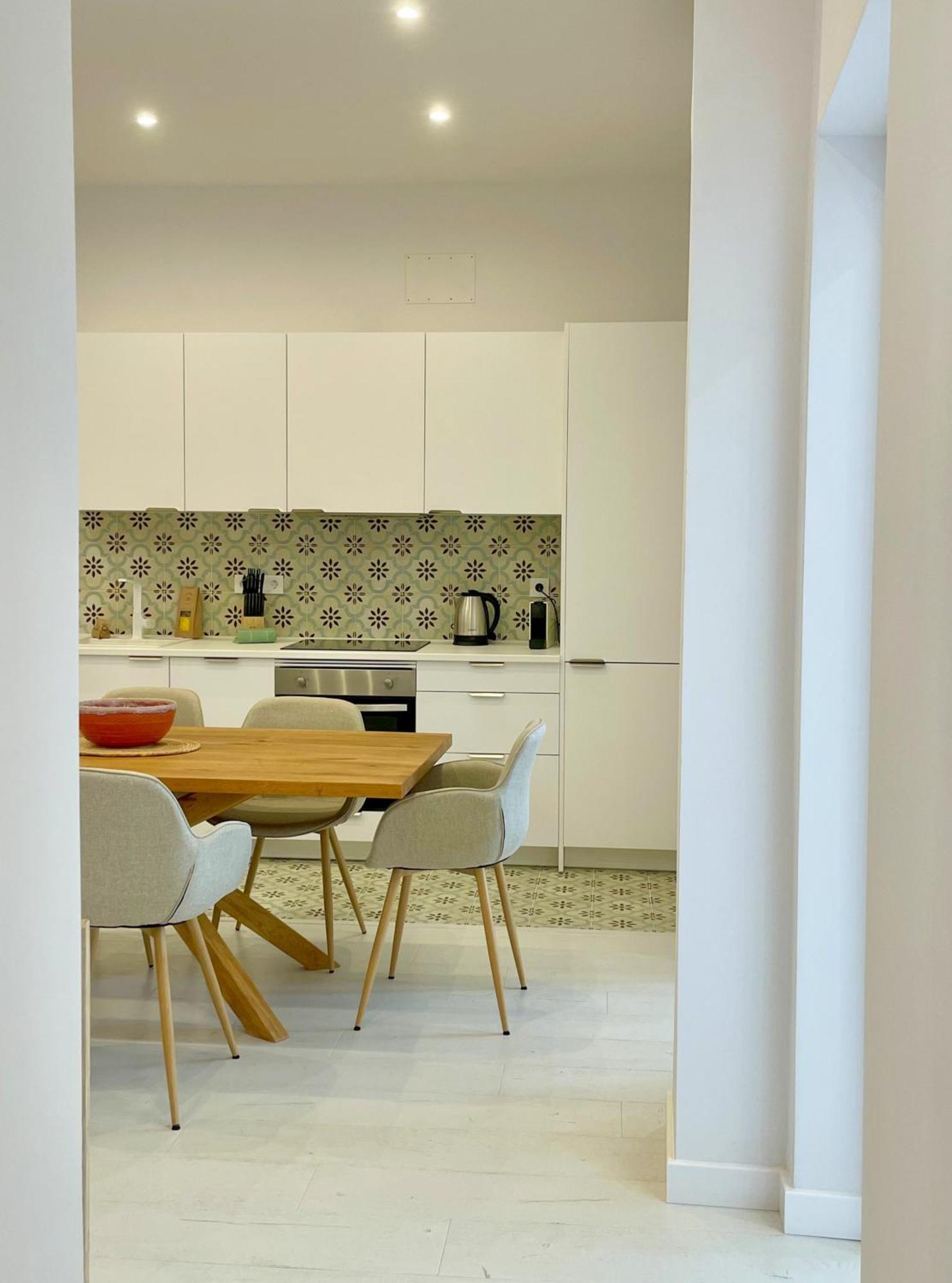 Piso Familiar Con Tres Habitaciones En La Goleta Malaga Ngoại thất bức ảnh